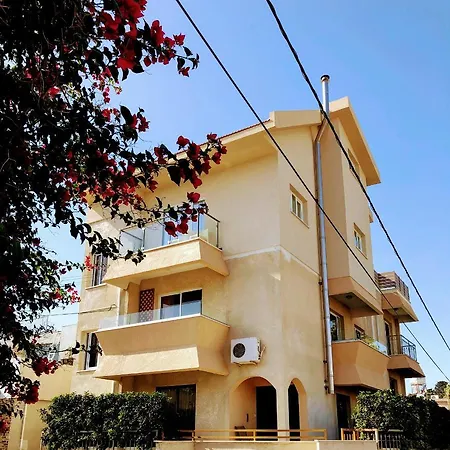 Silver - Loft Apartment Limassol